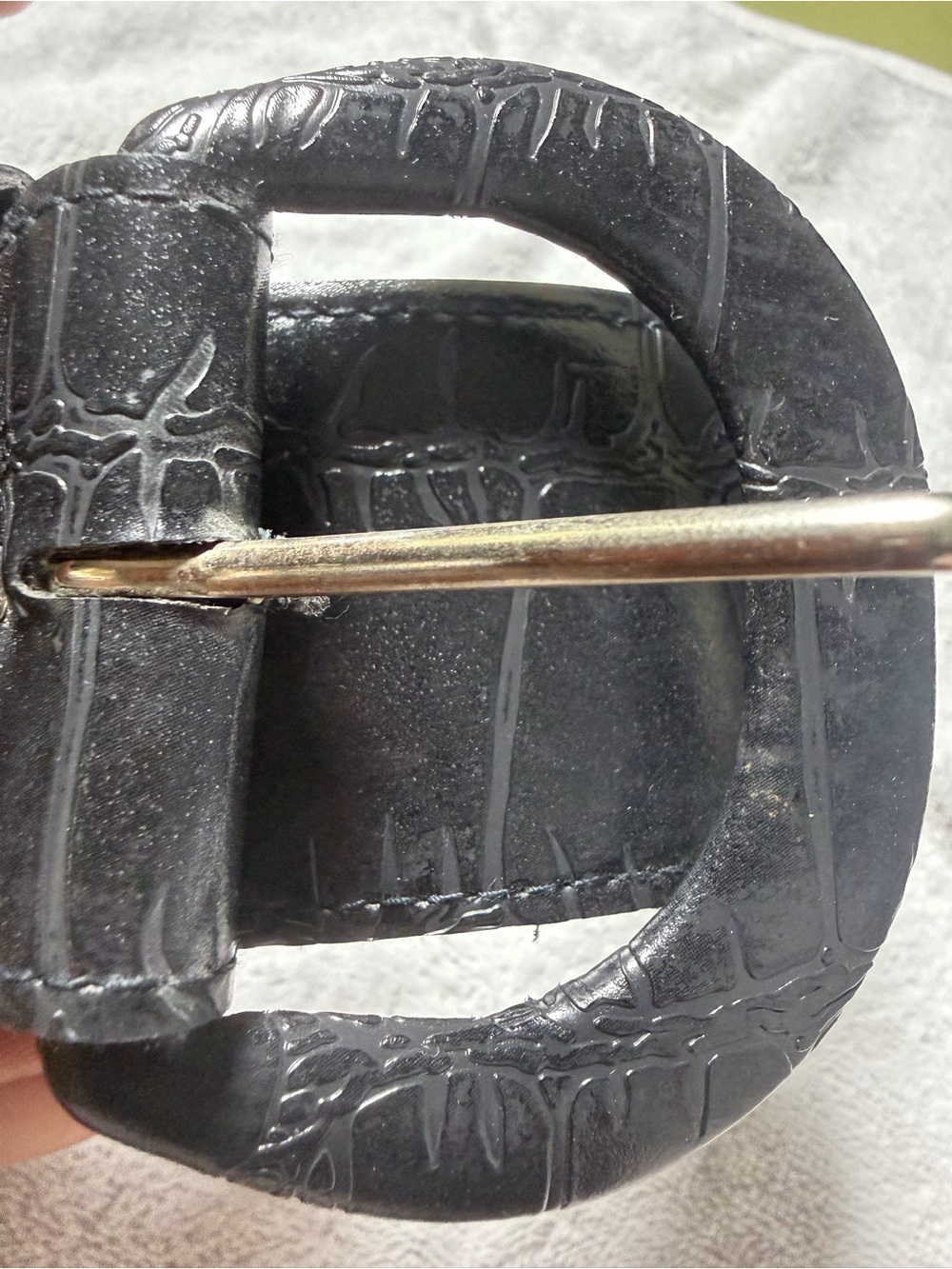 Black Croc-Embossed Leather Belt with Rounded Buckle 18 - Picture 2 of 6